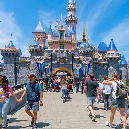 Platanes 3 - Proche Disneyland - Parking Gratuit -