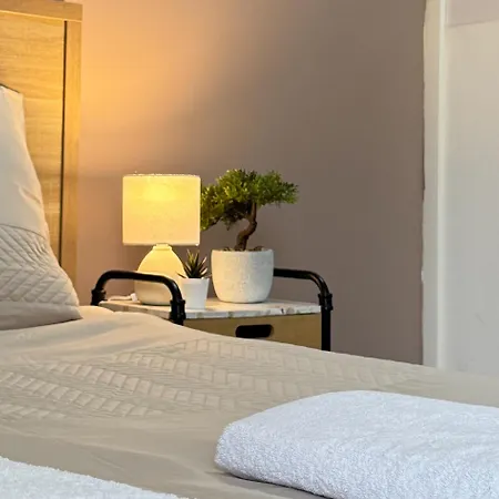 Apartmán Platanes 3 - Proche Disneyland - Parking Gratuit - *